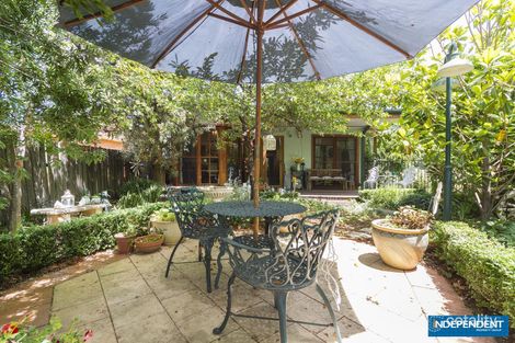 4 Garland Ave, Queanbeyan, NSW 2620