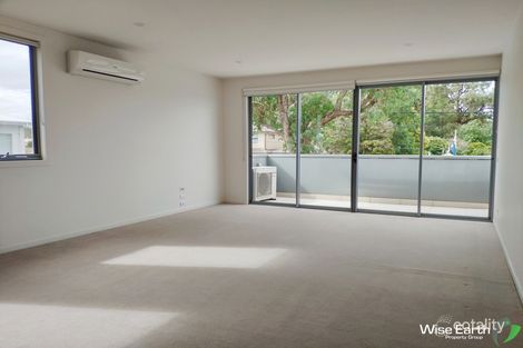Property photo of 1 Finn Mews Blackburn North VIC 3130