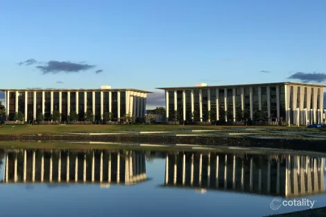 Property photo of 1 Marina Drive Benowa QLD 4217