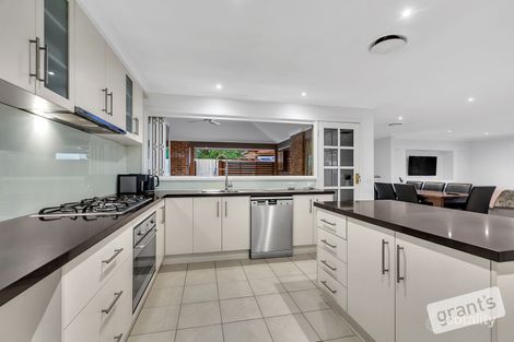 Property photo of 8 Marida Court Berwick VIC 3806