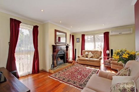Property photo of 9 Landstrom Quadrant Kilsyth VIC 3137