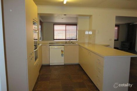 Property photo of 101 Woolnough Drive Mill Park VIC 3082