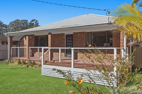27 Cadonia Rd, Tuggerawong, NSW 2259
