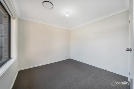 Property photo of 18 Arnhem Road Edmondson Park NSW 2174