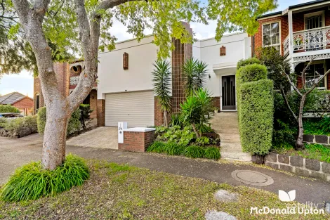 Property photo of 24 Wheeler Place Essendon VIC 3040