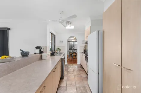 Property photo of 39 Edinburgh Drive Bethania QLD 4205