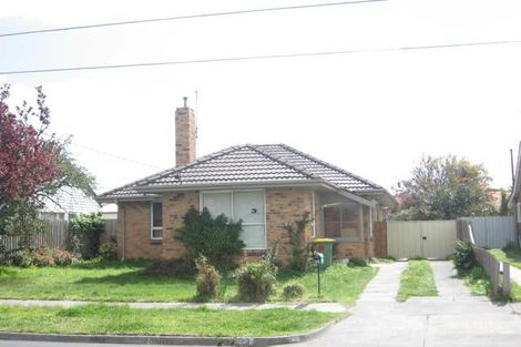 63 Marchant Ave, Reservoir, VIC 3073