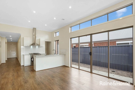 Property photo of 11 Wonnangatta Crescent Weir Views VIC 3338