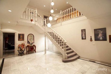 Property photo of 16 Uvadale Grove Kew VIC 3101