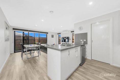 Property photo of 22 Nightingale Road Mickleham VIC 3064
