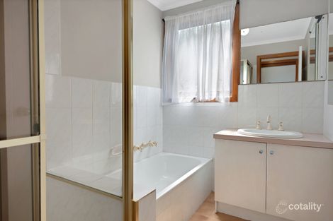 Property photo of 3 Thanos Court Hallam VIC 3803