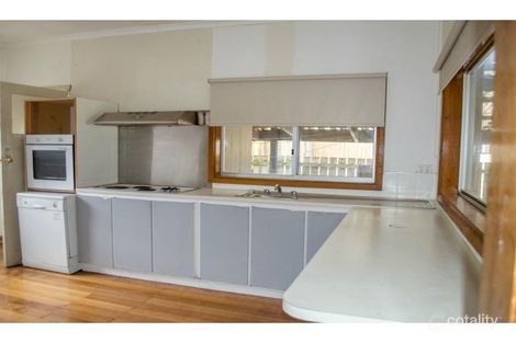 Property photo of 1 Fisher Terrace Lang Lang VIC 3984