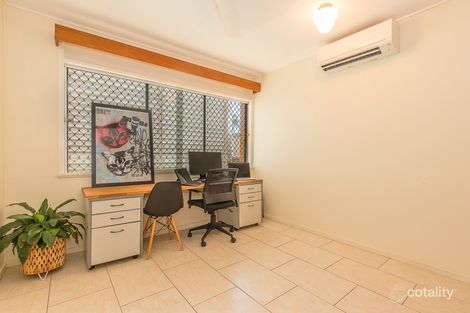 Property photo of 2 Piccadilly Street Hyde Park QLD 4812