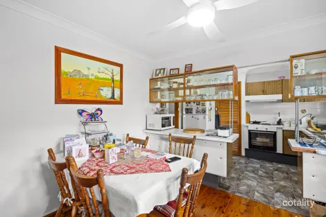 Property photo of 4 McInnes Street Minmi NSW 2287