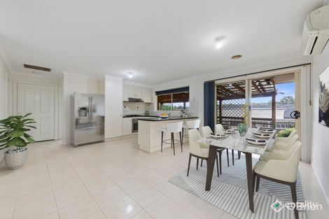 Property photo of 12 Swamp Gum Close Pakenham VIC 3810