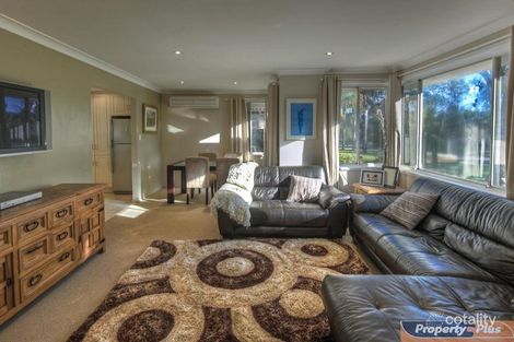 Property photo of 32 Olliver Crescent St Clair NSW 2759