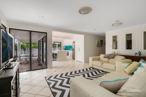 Property photo of 31 Rowena Street Kenmore QLD 4069