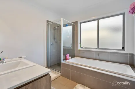 Property photo of 102 Grahams Road Strathpine QLD 4500