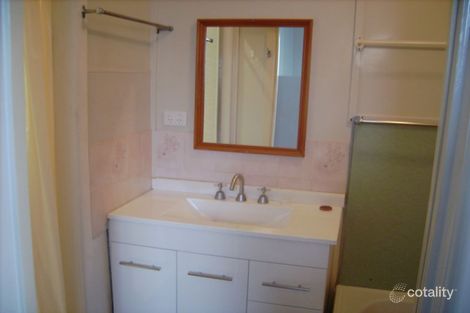 Property photo of 2 Joyce Street Redcliffe QLD 4020