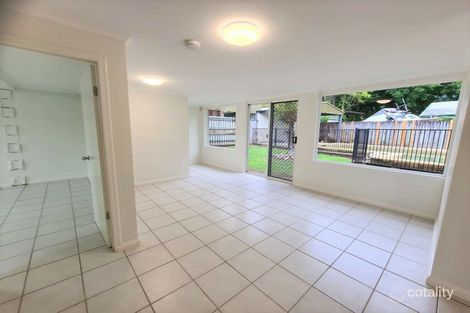 4 Coombs St, White Rock, QLD 4868