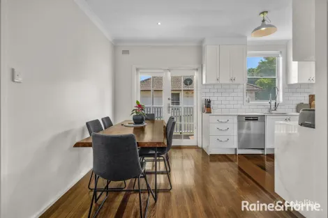 Property photo of 14 Blackbutt Parade Kotara South NSW 2289