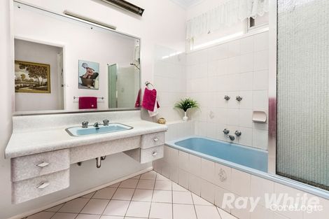 Property photo of 13 Clivejay Street Glen Waverley VIC 3150