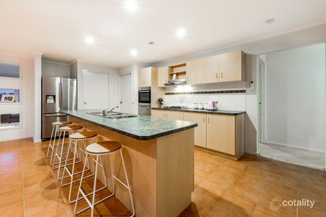 Property photo of 43 Masterton Place Cranbourne East VIC 3977