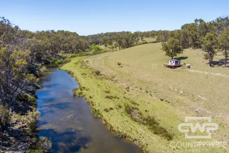 954 Bullock Mountain Rd, Yarrowford, NSW 2370