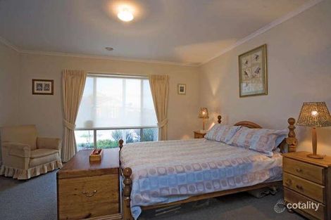 Property photo of 9 Buckmaster Grange Point Cook VIC 3030