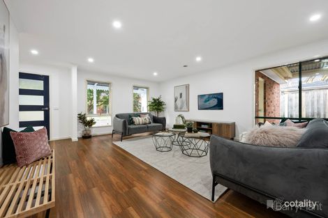Property photo of 84 Oakgrove Drive Narre Warren South VIC 3805