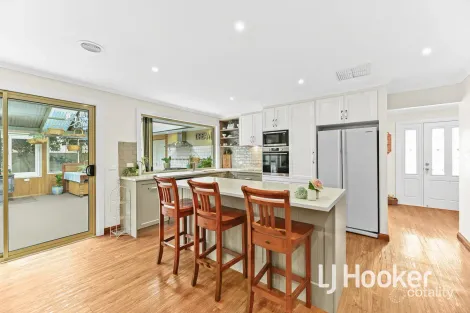 Property photo of 9 Millbank Place Cranbourne VIC 3977