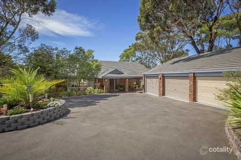 33 Canadian Bay Rd, Mount Eliza, VIC 3930