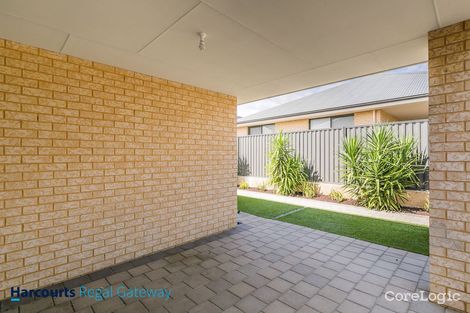 Property photo of 5 Perilla Way Treeby WA 6164
