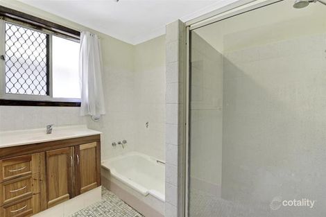 Property photo of 18 Billington Street Labrador QLD 4215