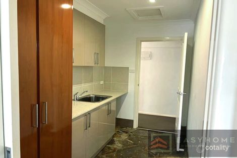 Property photo of 17 Hampton Circuit Yarralumla ACT 2600