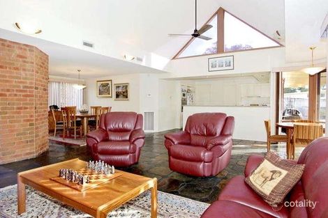 Property photo of 30 South Parade Blackburn VIC 3130