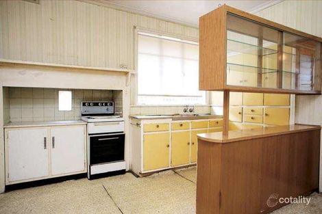 Property photo of 7 Prefect Street Strathmore VIC 3041