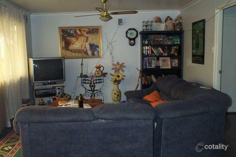 Property photo of 32 Dampier Avenue Eagleby QLD 4207