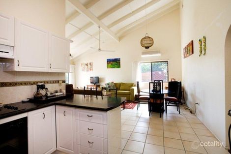Property photo of 2/9 Point Cartwright Drive Buddina QLD 4575