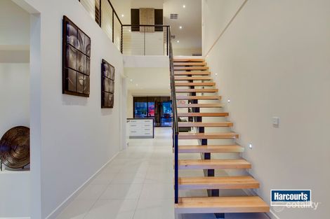 Property photo of 26 Bronzewing Court Langwarrin VIC 3910