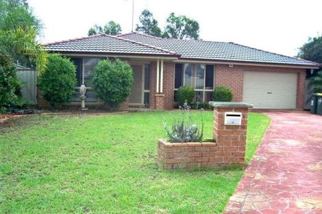 7 Moss Pl, St Helens Park, NSW 2560