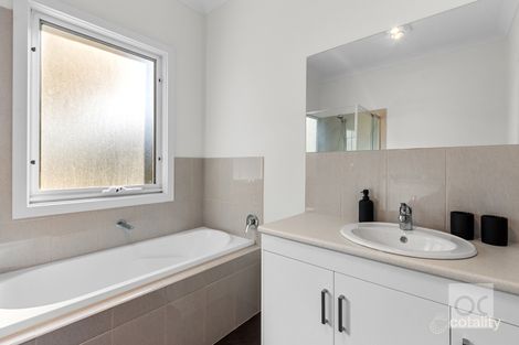 Property photo of 21 Outlook Road Black Point SA 5571