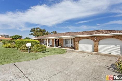 Property photo of 1 Acacia Drive Jerrabomberra NSW 2619