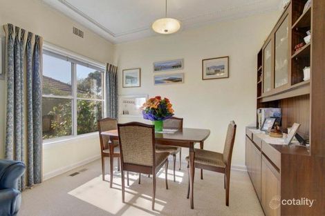 Property photo of 10 Lewellin Grove Rosanna VIC 3084