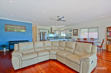 Property photo of 70 Cedar Street Wynnum QLD 4178