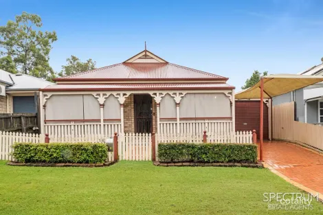 16 PINTAIL CRES, FOREST LAKE, QLD 4078