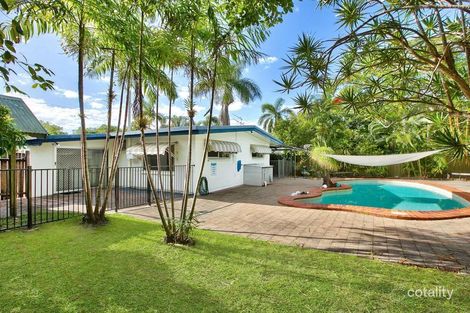 29 Bamboo St, Holloways Beach, QLD 4878