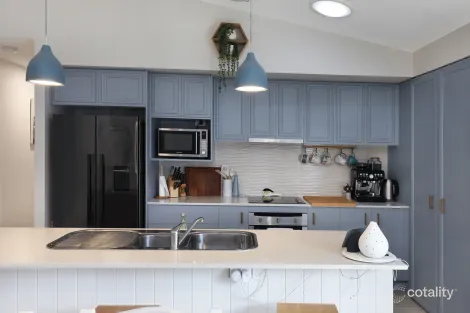 Property photo of 33 Parkview Drive Little Mountain QLD 4551