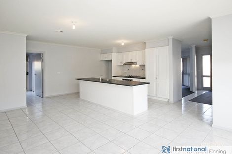 Property photo of 4 Greenock Crescent Cranbourne East VIC 3977