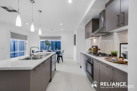 Property photo of 14 Luxford Drive Point Cook VIC 3030